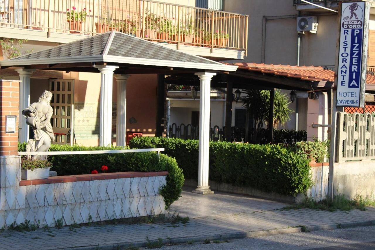 Hotel Ristorante L'Avvenire Gizzeria Exterior foto